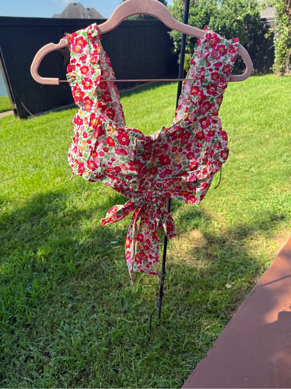 For Love & Lemons NWT Floral Ruffle Underwire Tie Back Crop Top Size Small